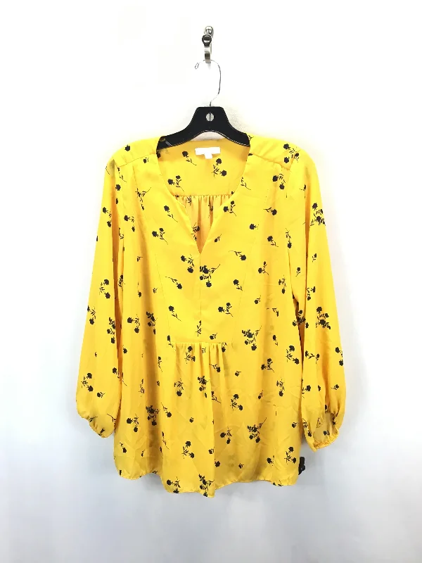 women's tops for those who love to dress up their casual looks with stylish topsTop Long Sleeve By Clothes Mentor In Yellow, Size: 1x