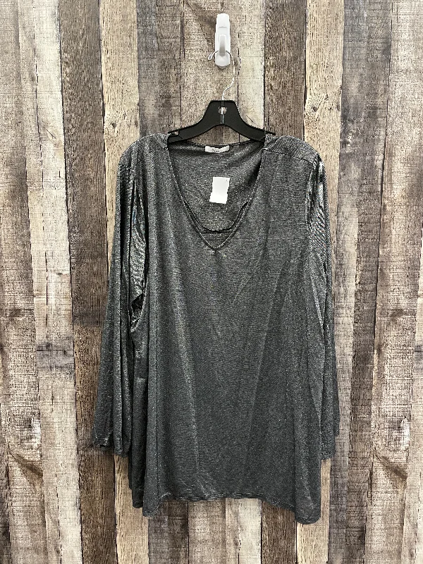 women's tops for those who want to elevate their everyday wear with chic and elegant piecesTop Long Sleeve By 89th And Madison In Grey, Size: 3x