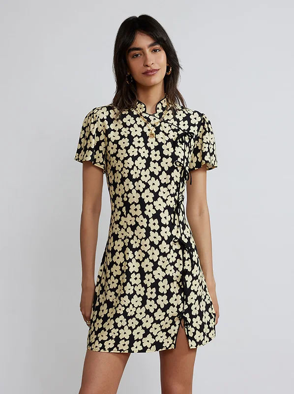 women's travel dressesHarlow Blurred Floral Mini Dress