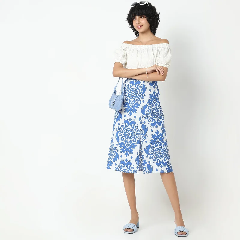 Straight Fit Printed Mid Rise Skirt