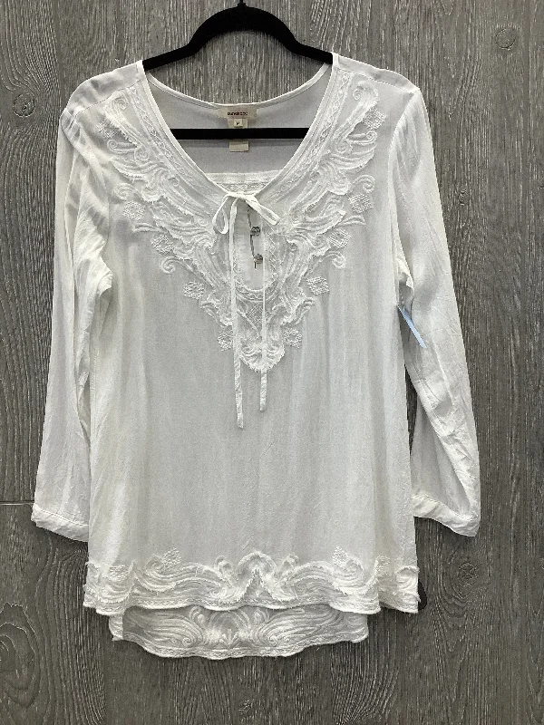 women's tops for those who want to wear pieces that are both comfortable and stylishBlouse Long Sleeve By Sundance In White, Size: M