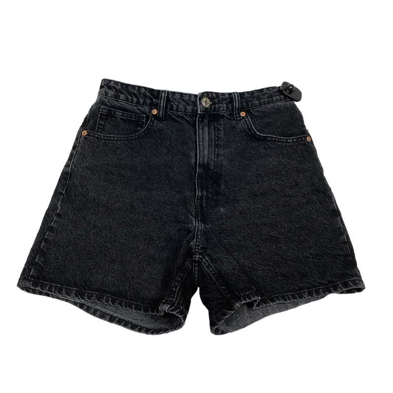 women's hot shortsBlack Denim Shorts Zara, Size M