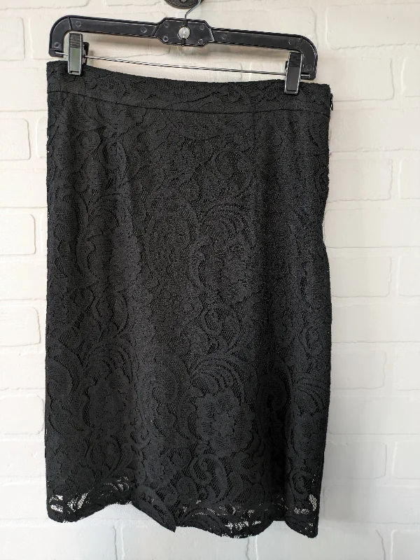 women's chiffon maxi skirtsBlack Skirt Midi Chicos, Size 6