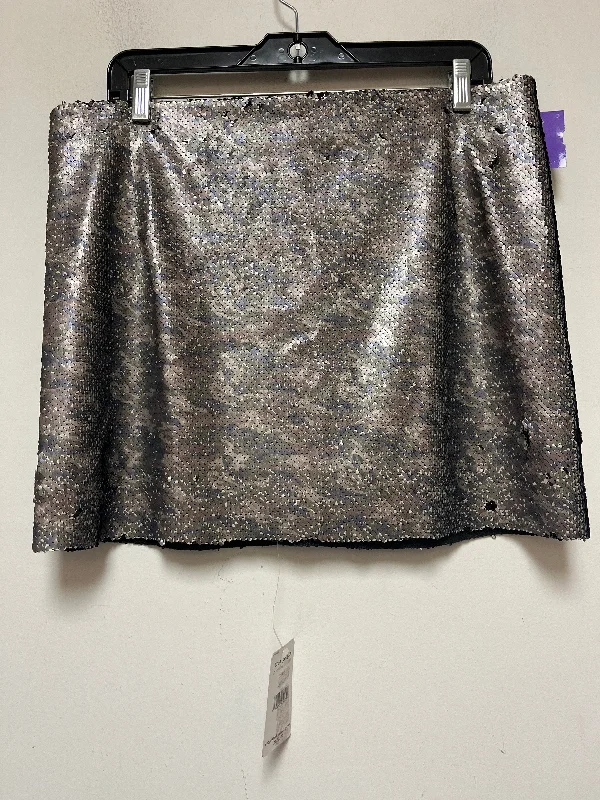 women's spring mini skirtsCamouflage Print Skirt Mini & Short Free People, Size 12