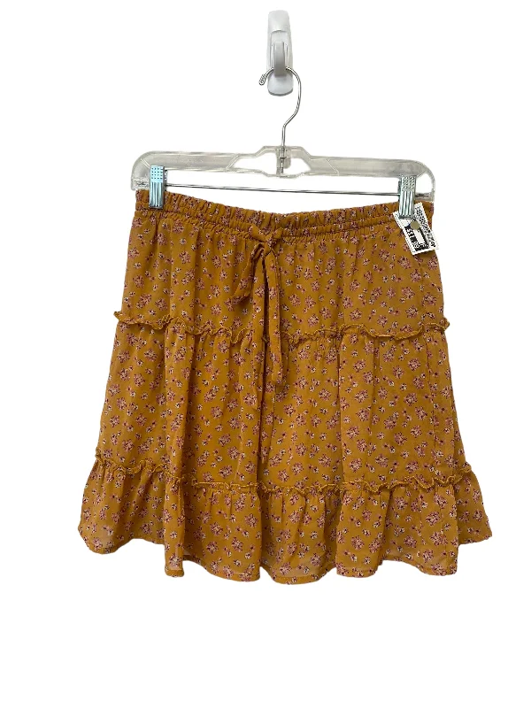 women's velvet skirtsFloral Print Skirt Mini & Short Sienna Sky, Size L