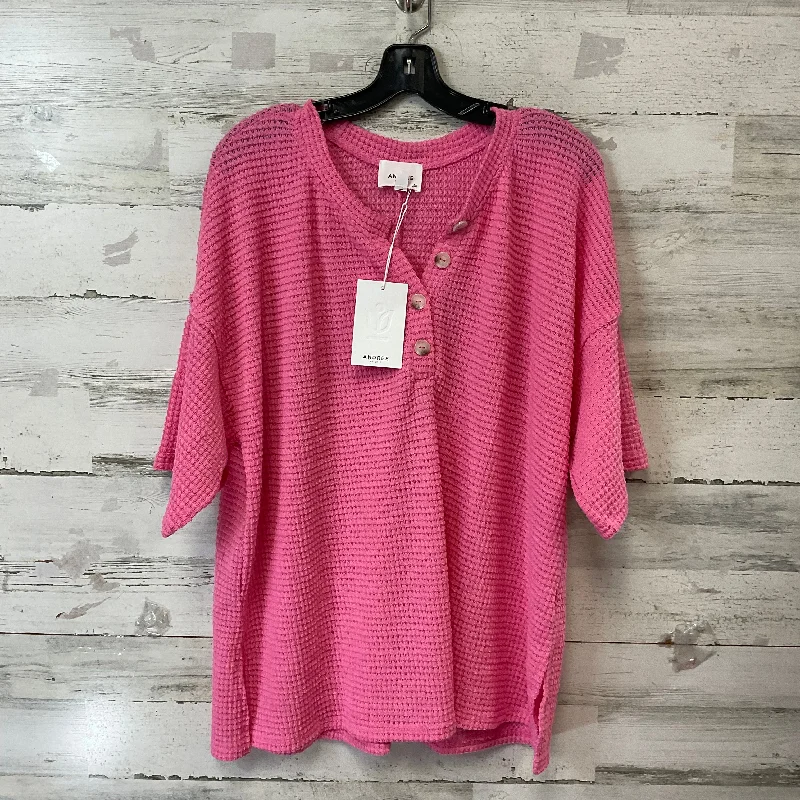 women's tops for those who want to stay updated with the latest fashion trendsTop Short Sleeve By Andree By Unit In Pink, Size: 2x