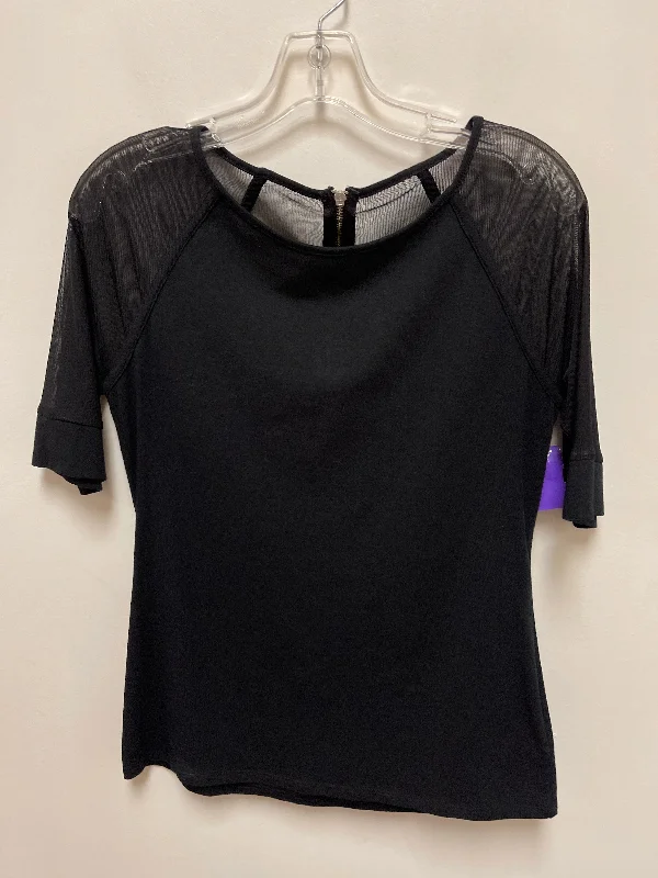 women's tops for those who want to create outfits that reflect their personal style and sense of fashionTop Short Sleeve By Express In Black, Size: M